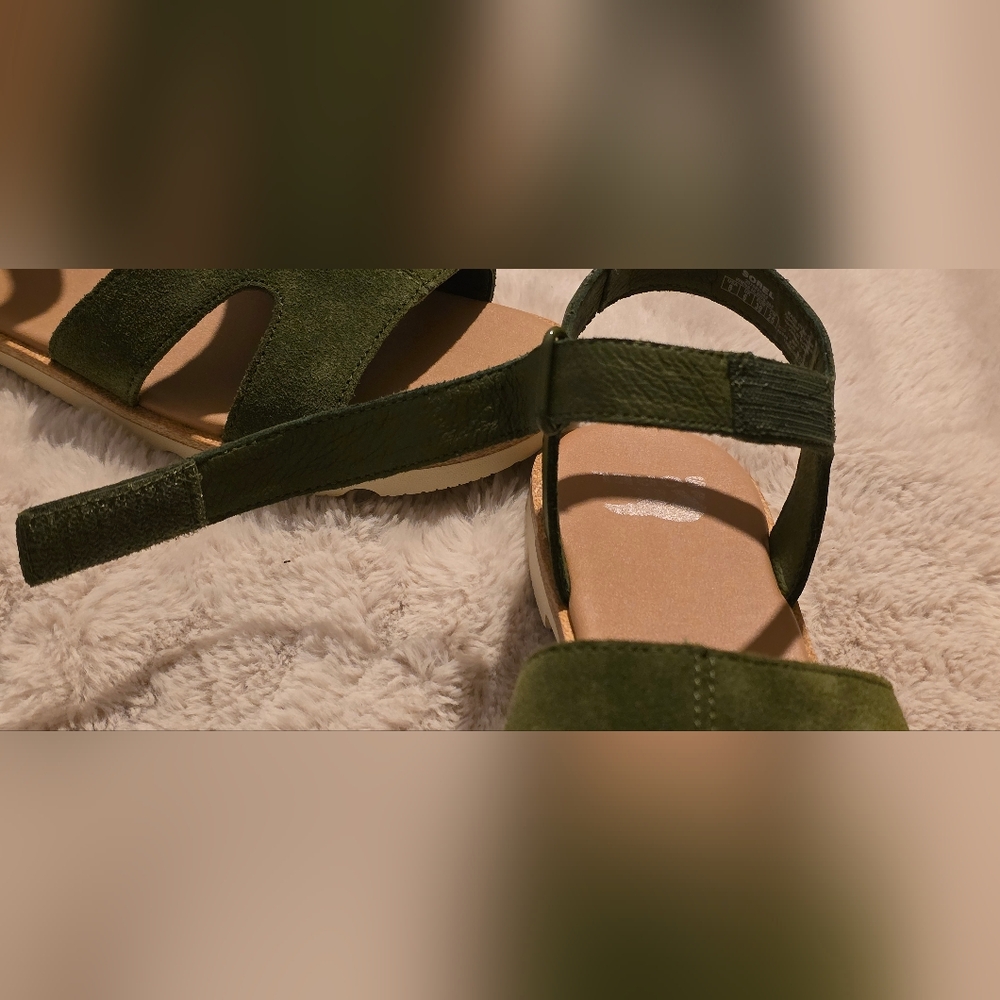 NEW IN BOX Sorel Leather Sandals - Picture 10 of 12